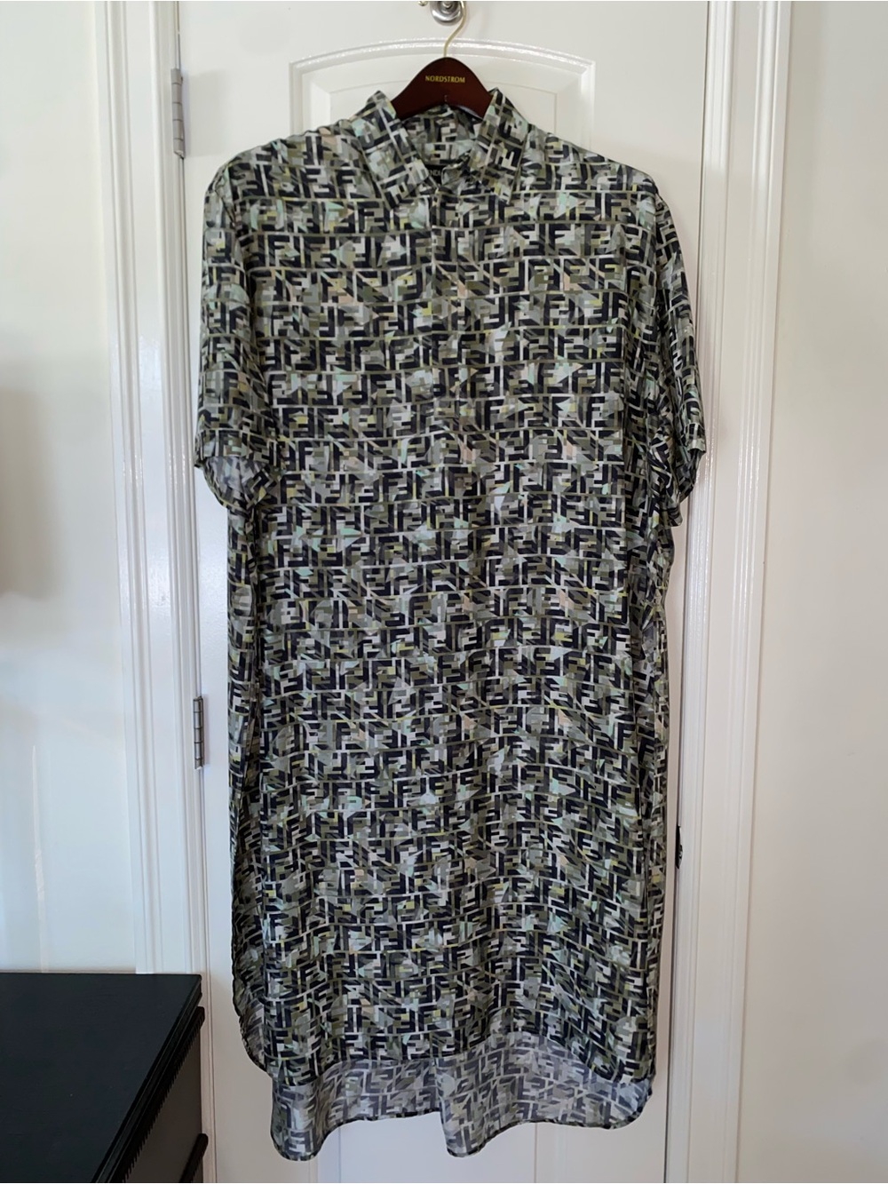 Fendi Short-Sleeve (Silk) Roma Logo Print Sz 40